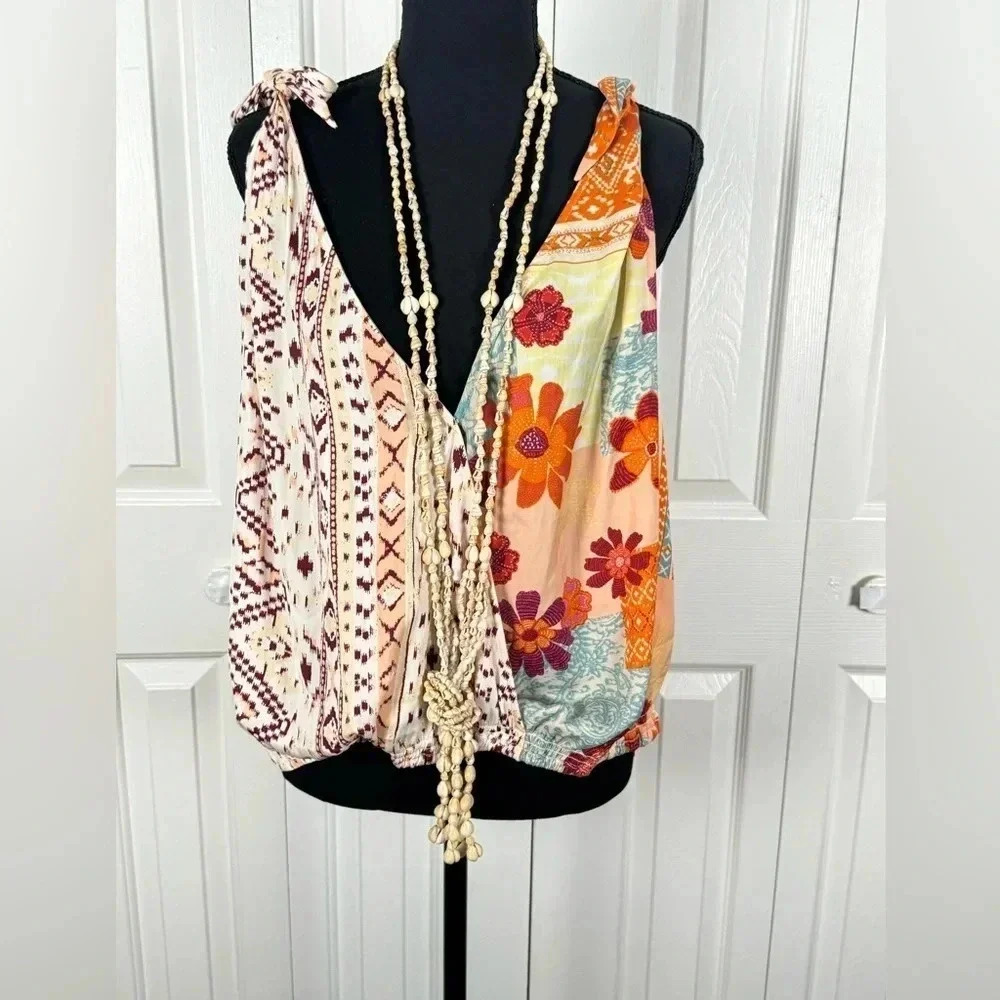 Retro Sea Shell Hanging Macrame  Necklace or Plant Holder Boho Decor